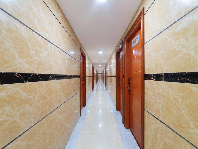 Reddoorz Plus At Winter Benitez Quezon City Exterior photo