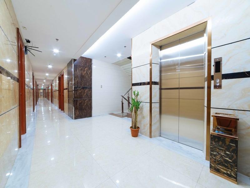 Reddoorz Plus At Winter Benitez Quezon City Exterior photo